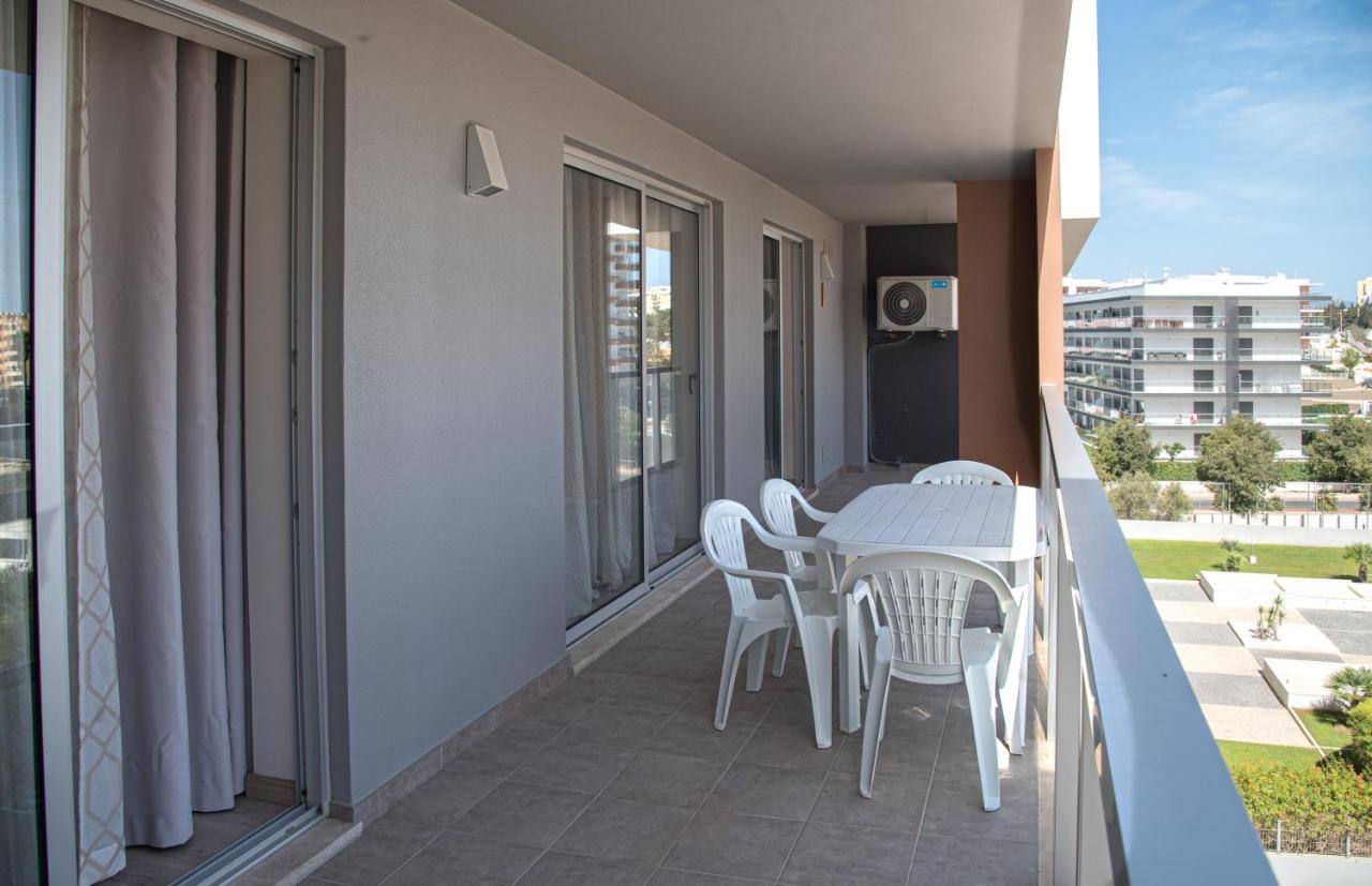 Apartamento Elegante Com Garagem E Piscina Na Praia Da Rocha 포티마오 외부 사진