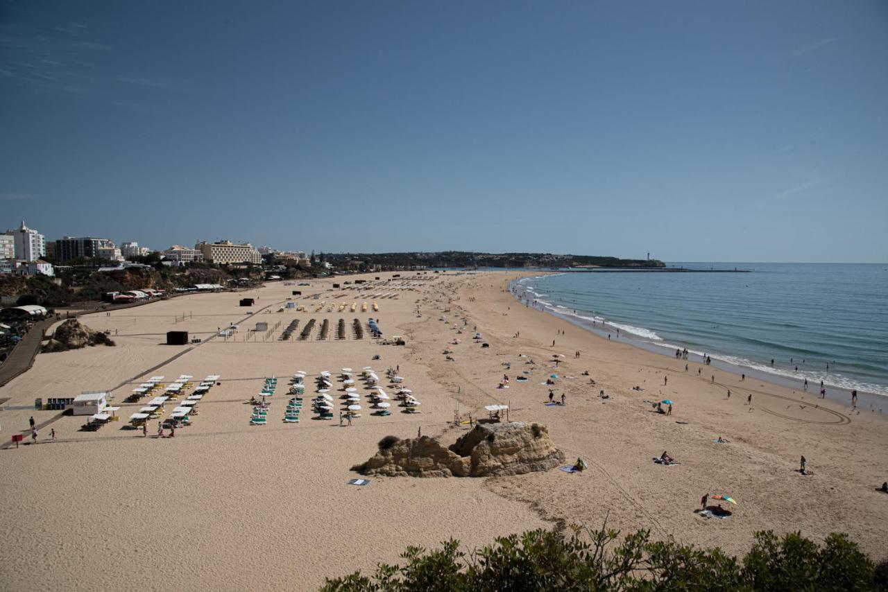 Apartamento Elegante Com Garagem E Piscina Na Praia Da Rocha 포티마오 외부 사진