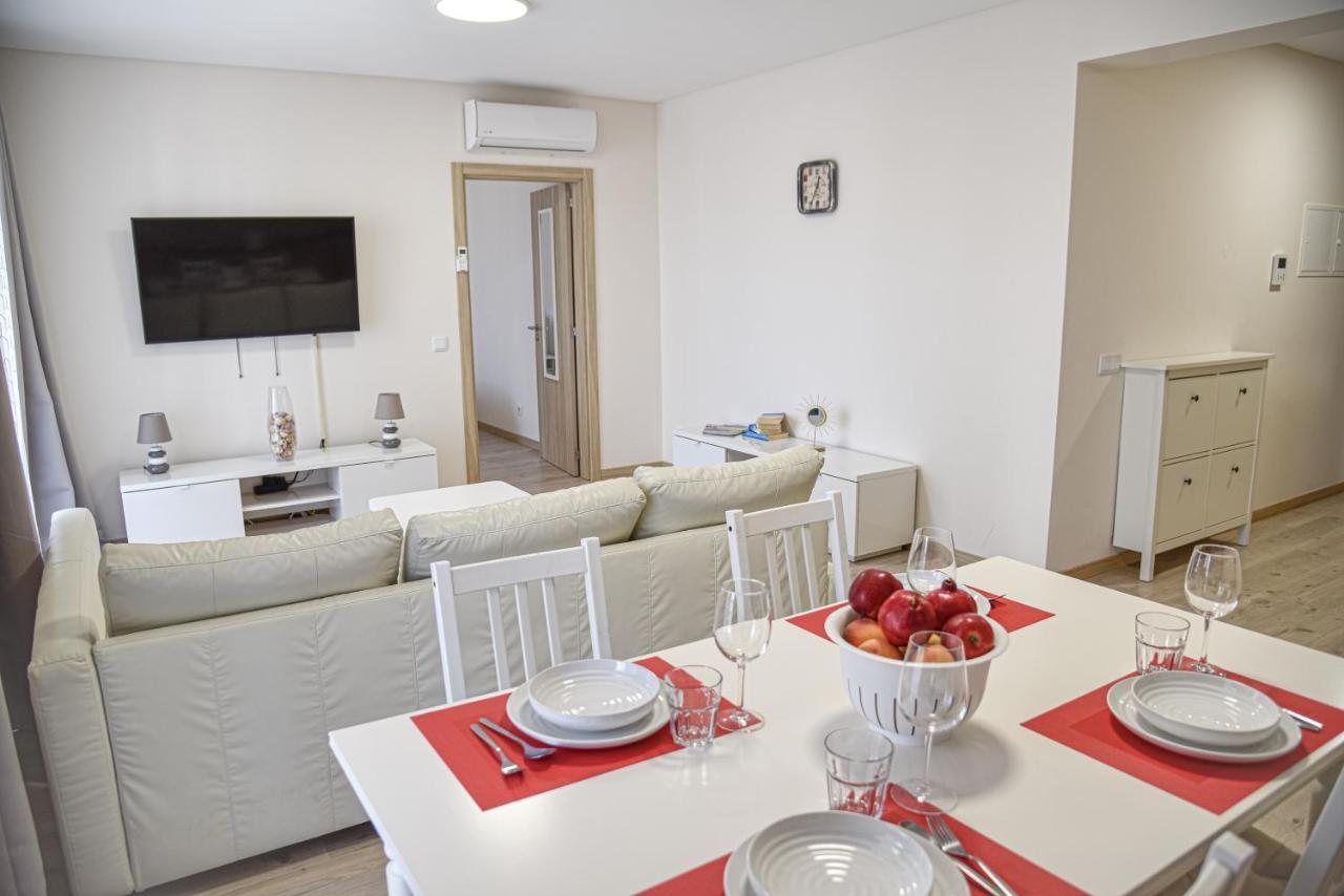 Apartamento Elegante Com Garagem E Piscina Na Praia Da Rocha 포티마오 외부 사진