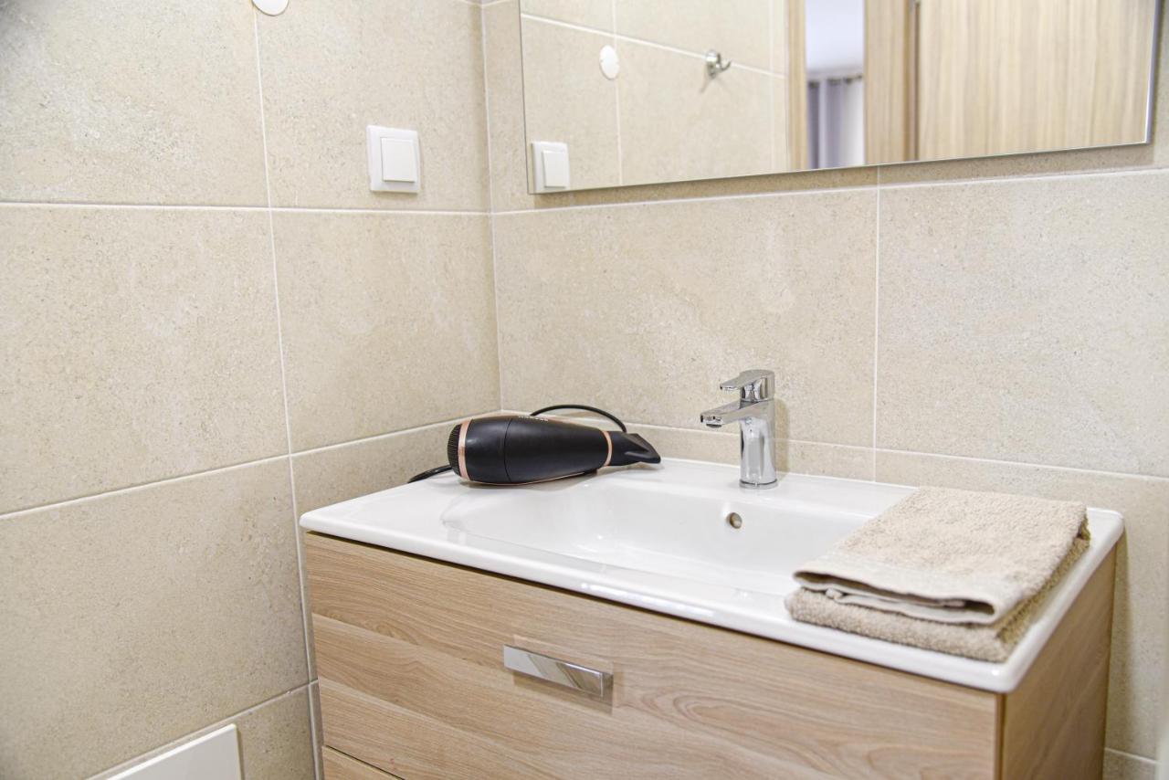 Apartamento Elegante Com Garagem E Piscina Na Praia Da Rocha 포티마오 외부 사진