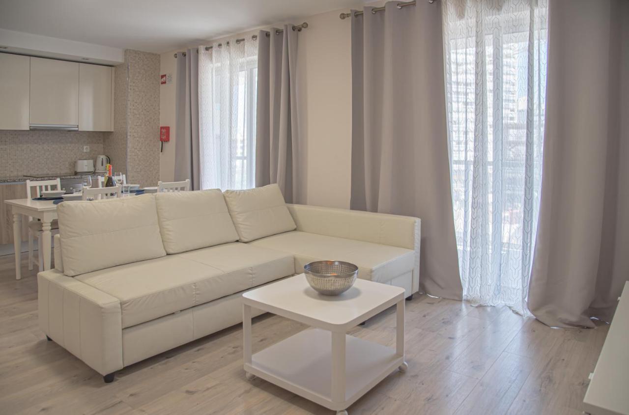 Apartamento Elegante Com Garagem E Piscina Na Praia Da Rocha 포티마오 외부 사진