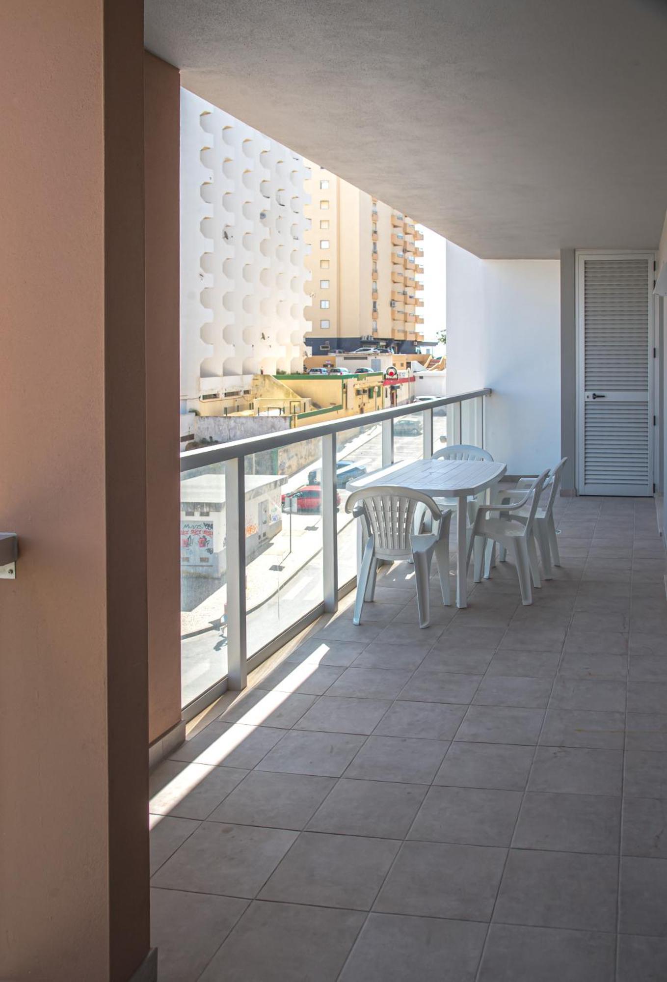 Apartamento Elegante Com Garagem E Piscina Na Praia Da Rocha 포티마오 외부 사진