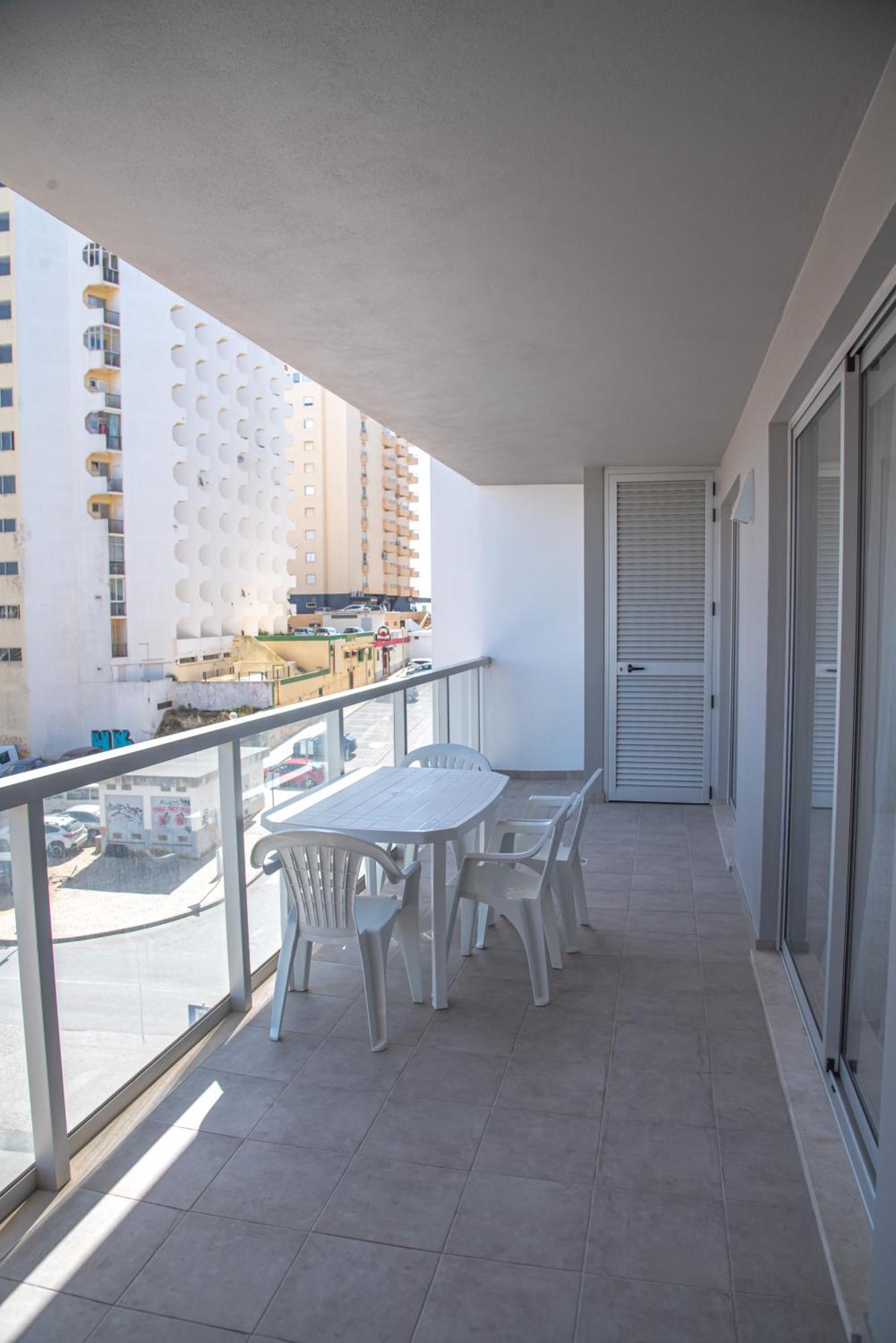 Apartamento Elegante Com Garagem E Piscina Na Praia Da Rocha 포티마오 외부 사진